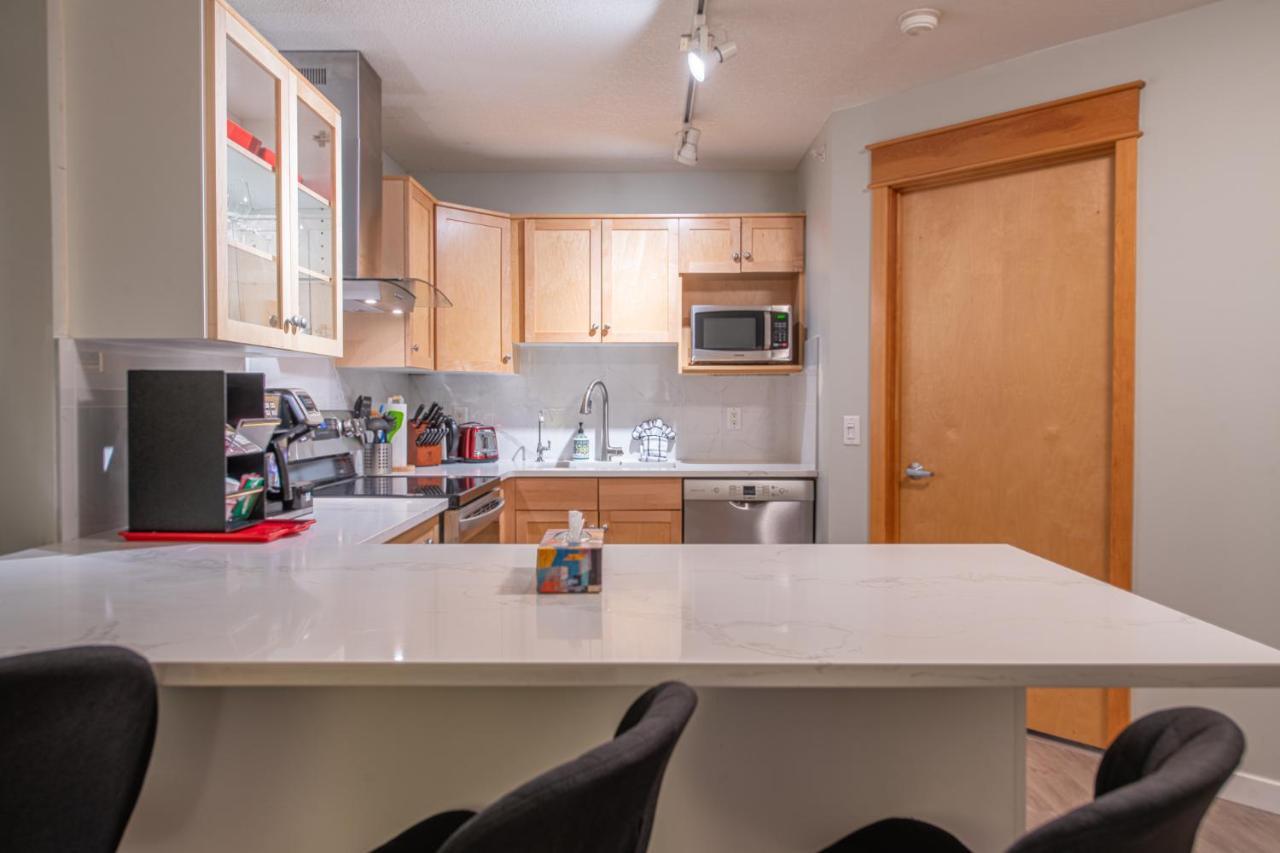Mountain View 2 Bedroom Condo - Wt Top Floor-401 Canmore Luaran gambar