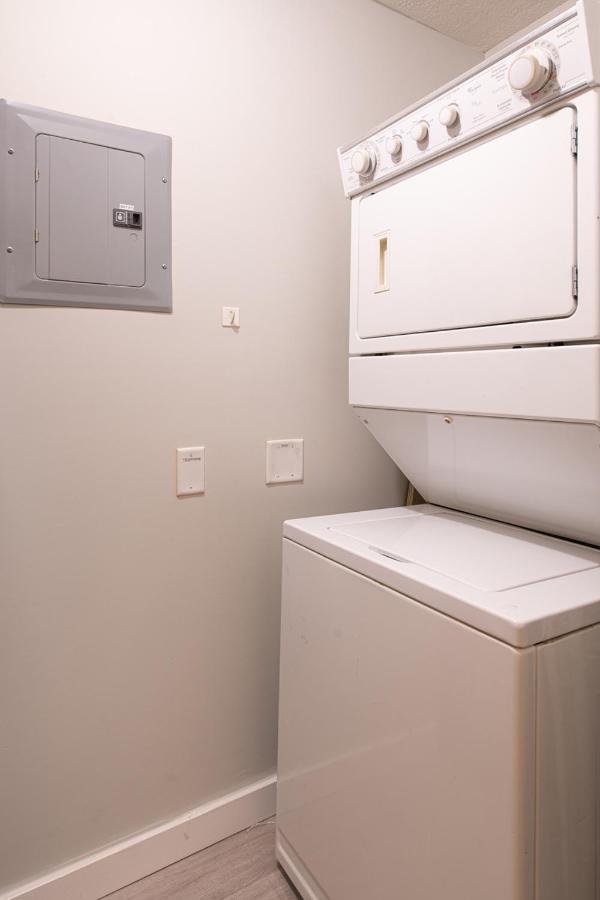 Mountain View 2 Bedroom Condo - Wt Top Floor-401 Canmore Luaran gambar